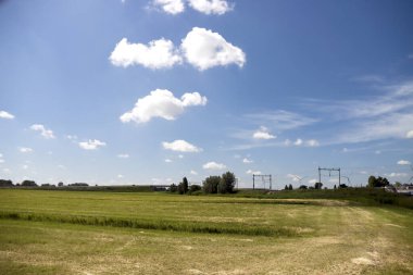 Zuidplas Belediyesi tarafından 8000 ev inşa edilen Gouda ve Rotterdam arasındaki Hollanda Zuidplaspolder 'ın en alçak polderi.