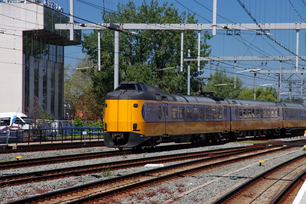 Icm Koploper Intercity Vonat Vágány Mentén Platform Utrecht Centraal Állomás — Stock Fotó