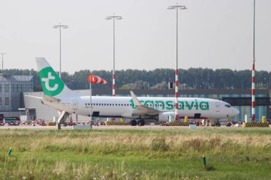 PH-HZI Transavia Boeing B737-800 Hollanda 'daki Lahey Havalimanı Rotterdan platformunda