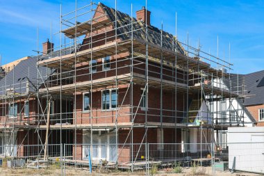 Gouda, Hollanda - 28 Eylül 2025 - Westergouwe yerleşim bölgesinde Gouda 'nın genişletilmesi için yeni konut inşaatı