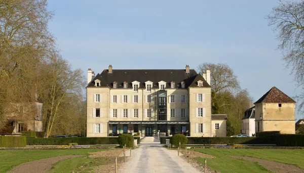 França, pitoresco castelo de Saulon la Chapelle — Fotografia de Stock