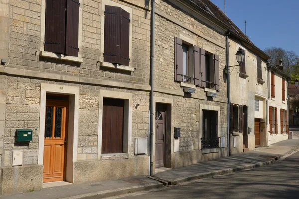 Francia, el pintoresco pueblo de Chars —  Fotos de Stock