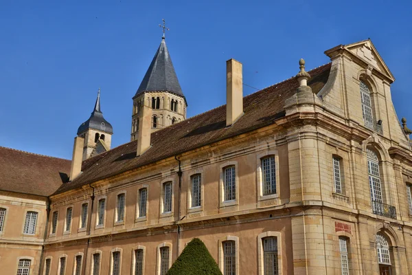 Francja, malowniczego miasta Cluny w Saone et Loire — Zdjęcie stockowe