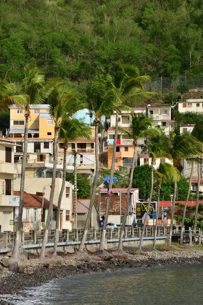 Martinica, pintoresco pueblo Bellefontaine en Indias Occidentales — Foto de Stock