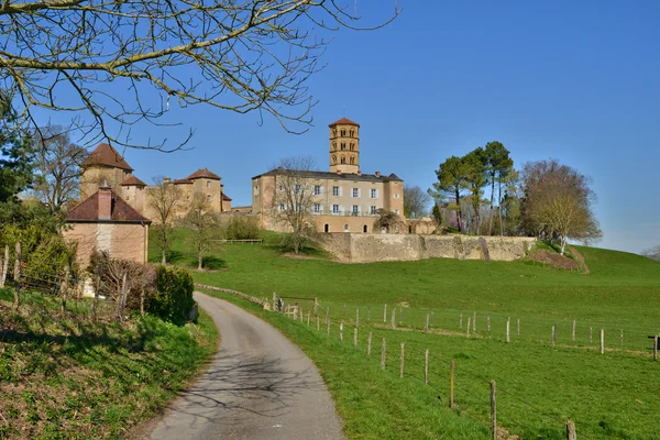 França, pitoresca aldeia de Anzy le duc em Saone et Loire — Fotografia de Stock