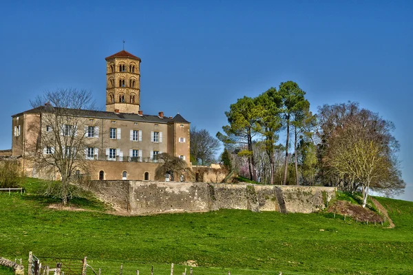 Frankrijk, pittoreske dorp van b Anzy le duc in Saone et Loire — Stockfoto