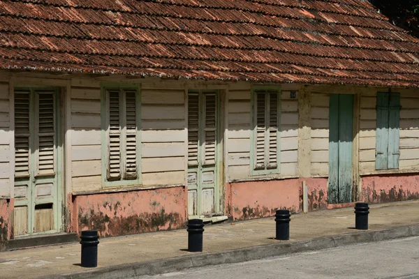 马提尼克岛，西英蒂堡德法国风景如画的城市 — 图库照片