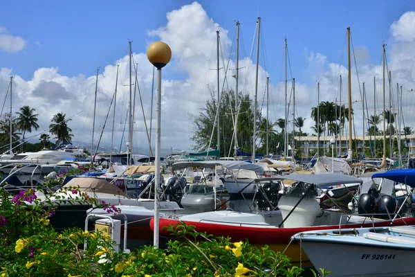 Martinique, malerischer Yachthafen von les les trois ilets — Stockfoto