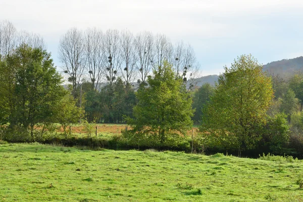 Frankreich, malerisches dorf radepont in der normandie — Stockfoto