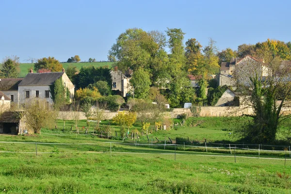 Frankrijk, het schilderachtige dorpje van seraincourt — Stockfoto