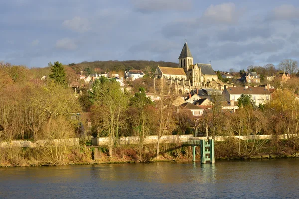 Ile de France, Triel sur Seine 'in pitoresk şehri — Stok fotoğraf