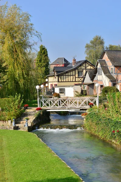 Francia, pintoresca ciudad de Ry Seine Maritime — Foto de Stock