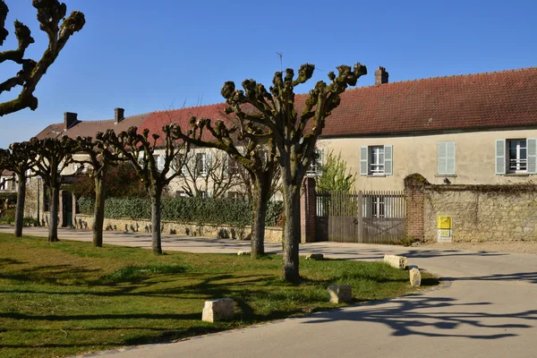 Omerville, Francia - 29 febbraio 2016: pittoresco villaggio in wi — Foto Stock