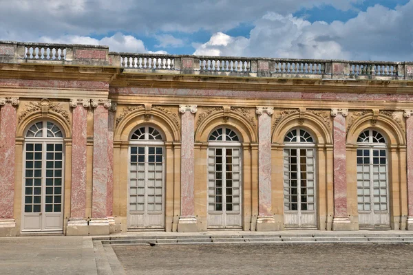 Versailles, France - augusti 19 2015: slottet Versailles — Stockfoto