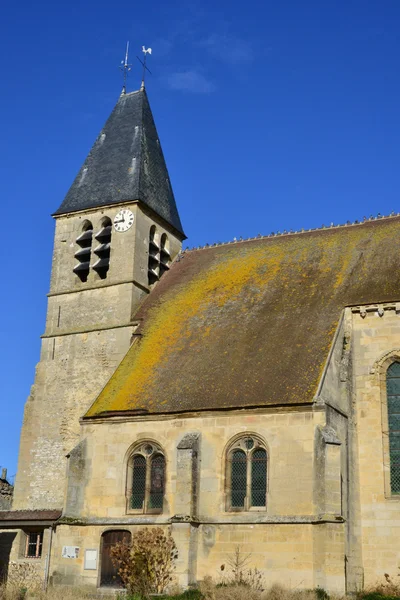 Franța, biserica pitorească din Longuesse — Fotografie, imagine de stoc