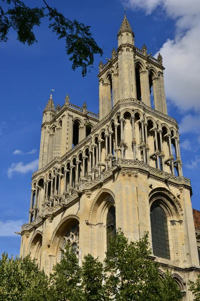 Ile de france, staden av Mantes la Jolie — Stockfoto