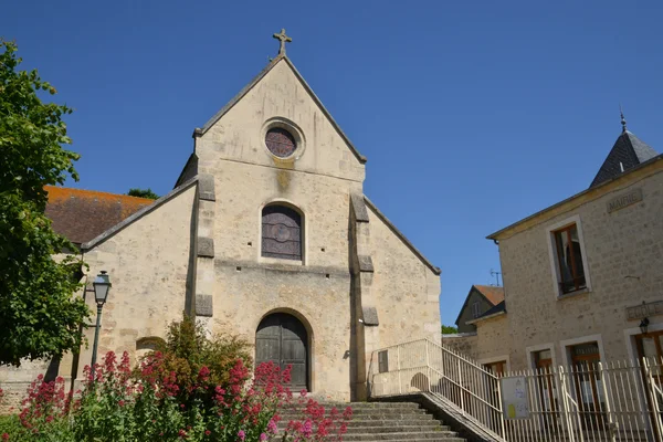 Frankrike, den pittoreska byn Frouville — Stockfoto