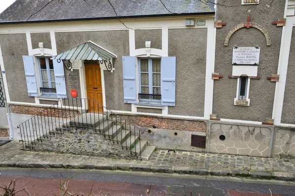 Frankrijk, de schilderachtige stad van Montfort l Amaury — Stockfoto
