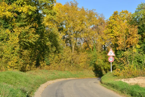 Frankreich, das malerische dorf longuesse — Stockfoto