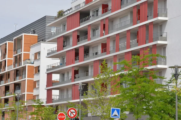 França, a cidade moderna de Cergy le Haut — Fotografia de Stock