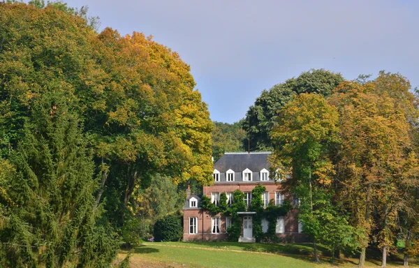 Frankrijk, schilderachtige stad van Ry Seine Maritime — Stockfoto