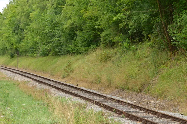 Pont saint Pierre, Frankrijk - juli 22 2015: weg naar Radepont — Stockfoto