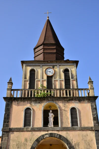 Martinik, malebné vesnici Le Marigot v západní Indii — Stock fotografie