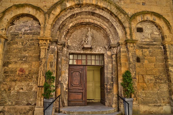 Francia, pintoresca ciudad de Marcigny en Saone et Loire —  Fotos de Stock