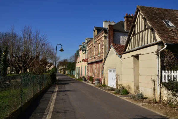 Giverny, França - 29 de fevereiro de 2016: pitoresca aldeia em Wint — Fotografia de Stock