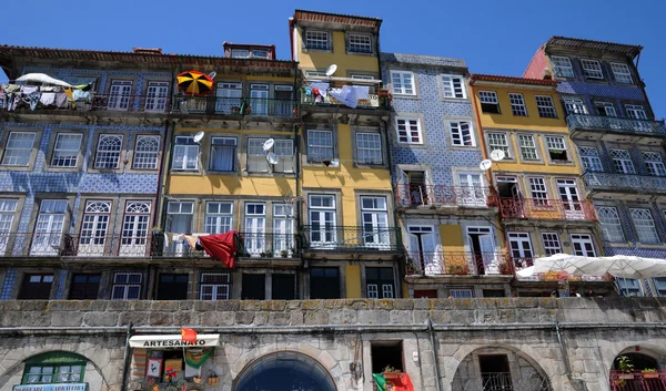 Oporto, Portogallo - 10 luglio 2010: centro città — Foto Stock