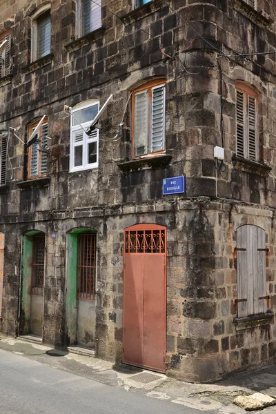 Karibik, die malerische Stadt des Heiligen Pierre in Westindien — Stockfoto