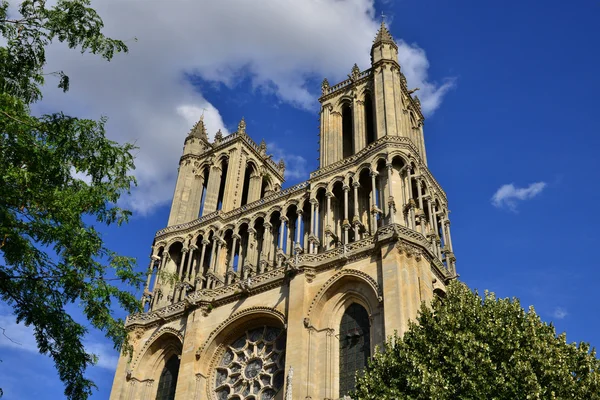 Ile de france, the city of Mantes la Jolie — Stock Photo, Image