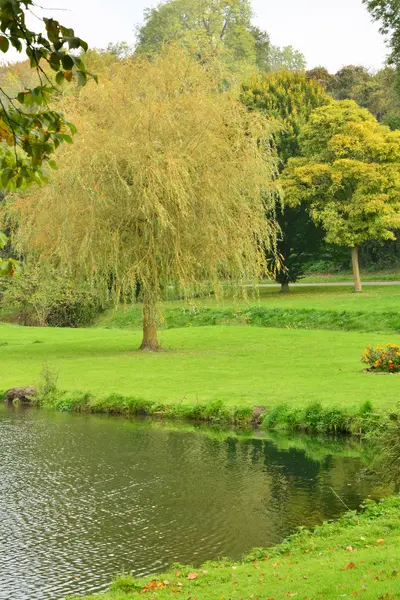 Lisors, France - october 11 2015 : the picturesque village — Stock Photo, Image