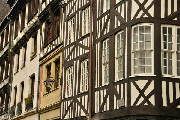 Francia; la pintoresca ciudad de Rouen en Seine Maritime —  Fotos de Stock