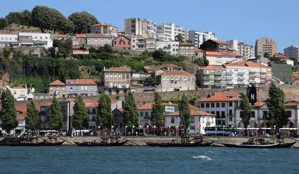 Porto, Portugal - 10 juli 2010: centrum — Stockfoto