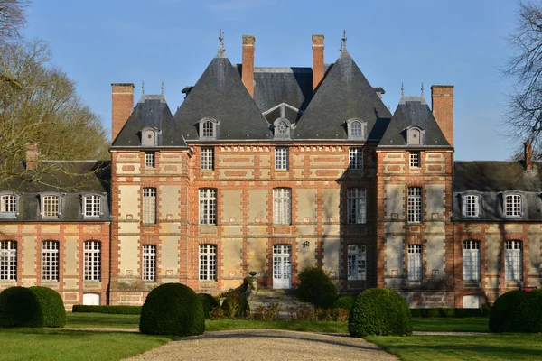 Fleury la Foret, Francia - 15 de marzo de 2016: el castillo — Foto de Stock