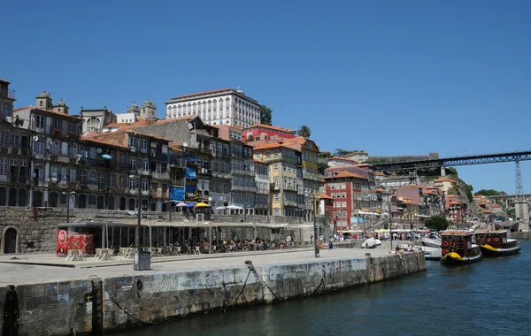 Porto, Portekiz - 10 Temmuz 2010: Şehir Merkezi — Stok fotoğraf