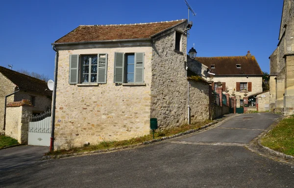 Brignancourt, França - 14 de março de 2016: a aldeia — Fotografia de Stock