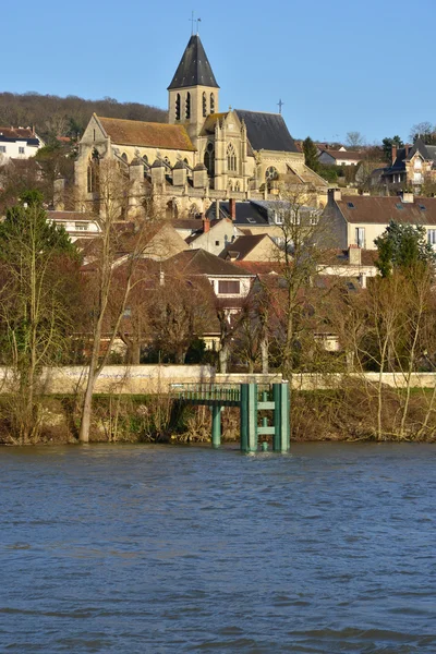 Triel sur Seine, Francia - 29 febbraio 2016: Chiesa di San Martino — Foto Stock