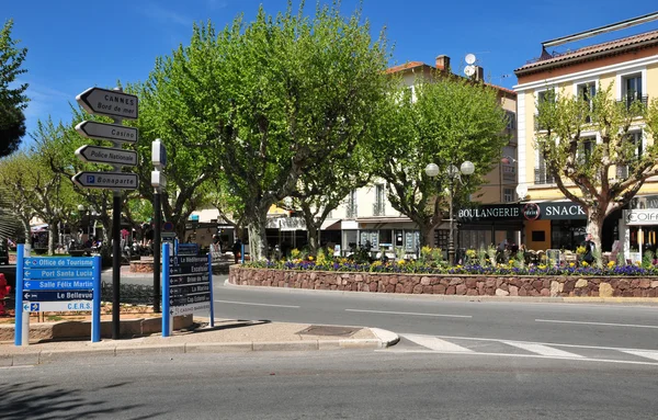 Frejus; france - 14. April 2016: Geschäfte — Stockfoto