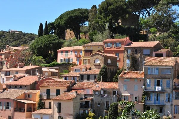 Bormes les Mimosas, France - april 18 2016 : the picturesque old — Stock Photo, Image