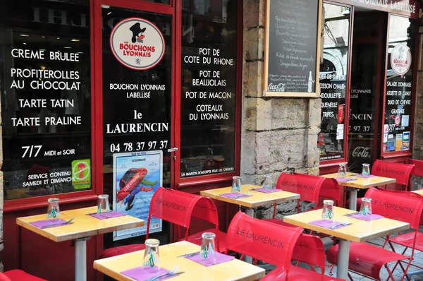 Lyon, Francia - 13 de abril 2016: restaurante — Foto de Stock