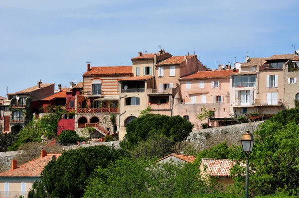 Le Castellet, França - 20 de abril de 2016: a pitoresca aldeia — Fotografia de Stock