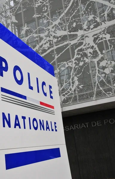 लेस मुरेक्स, फ्रांस 8 अप्रैल 2016: पुलिस स्टेशन — स्टॉक फ़ोटो, इमेज