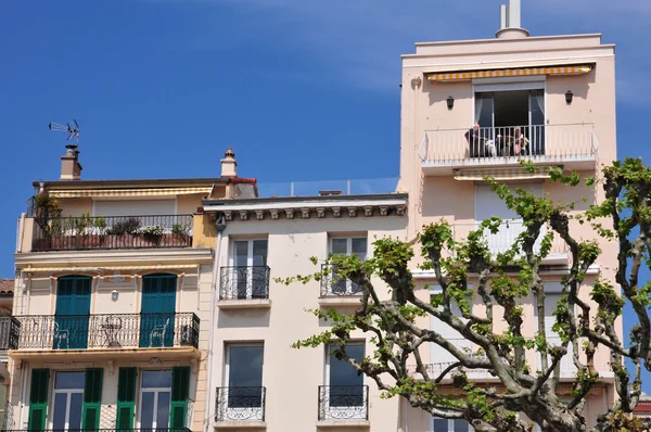 Cannes, France - april 17 2016 : city center — Stock Photo, Image