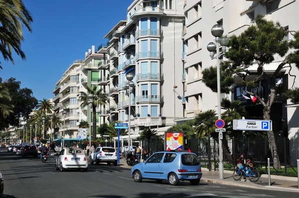 நைஸ், பிரான்ஸ் ஏப்ரல் 19, 2016: Promenade des Anglais — ஸ்டாக் புகைப்படம்