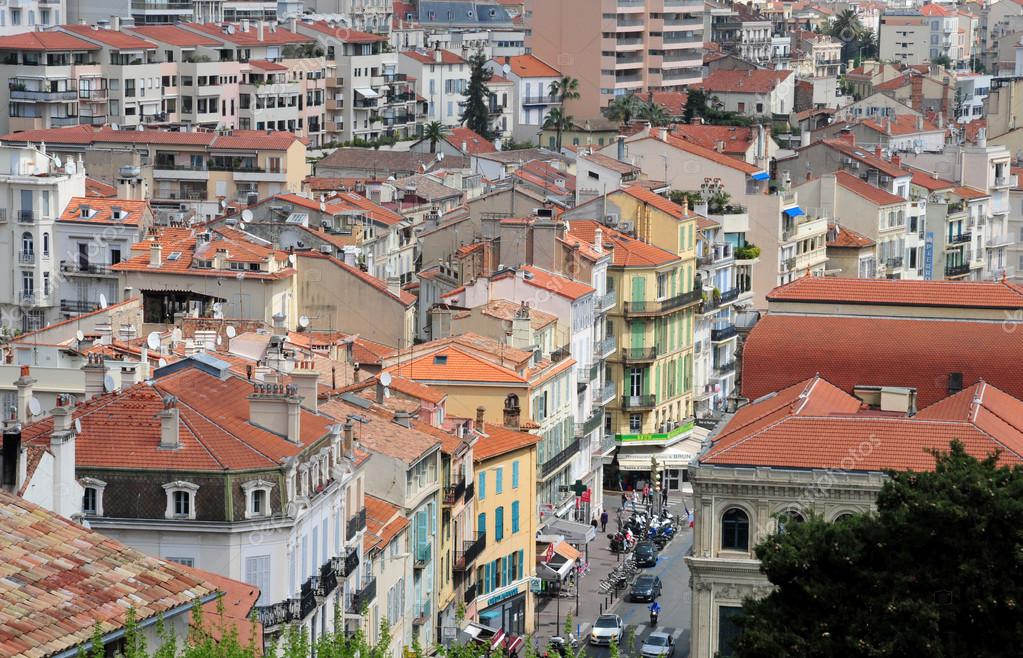 Cannes, Francja - 17 kwietnia 2016: centrum miasta ...