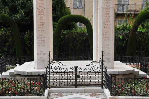 Grasse, França - 17 de abril de 2016: memorial de guerra — Fotografia de Stock
