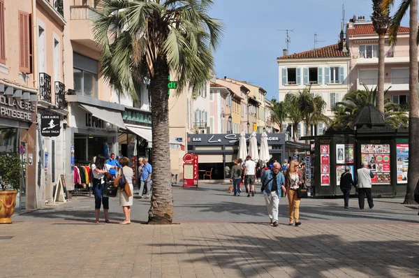 Sanary sur mer, Frankreich - 20. April 2016: die malerische Stadt — Stockfoto