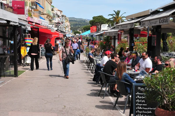 Bandol, Frankrijk - april 20 2016: de pittoreske stad — Stockfoto